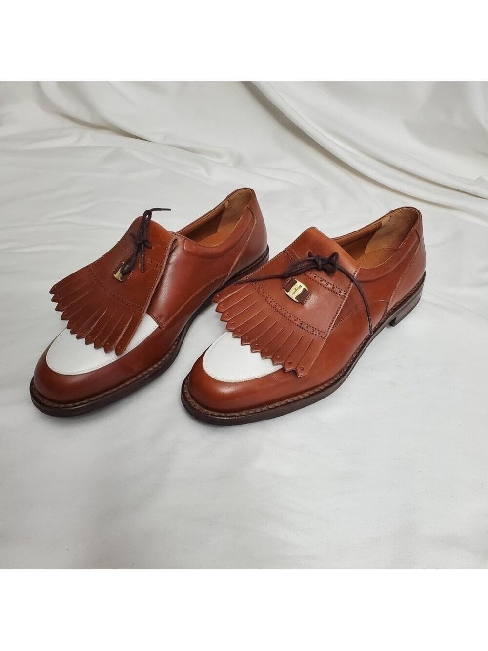 Salvatore Ferragamo Golf Loafers Kiltie Two Tone Vara Bow 8.5 Made in Italy